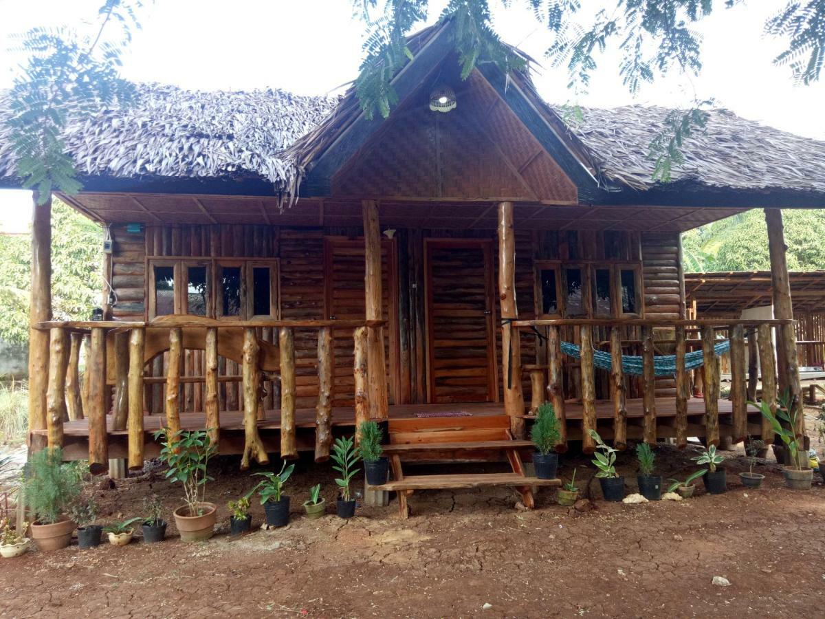 Travis Post Homestay Сикихор Экстерьер фото